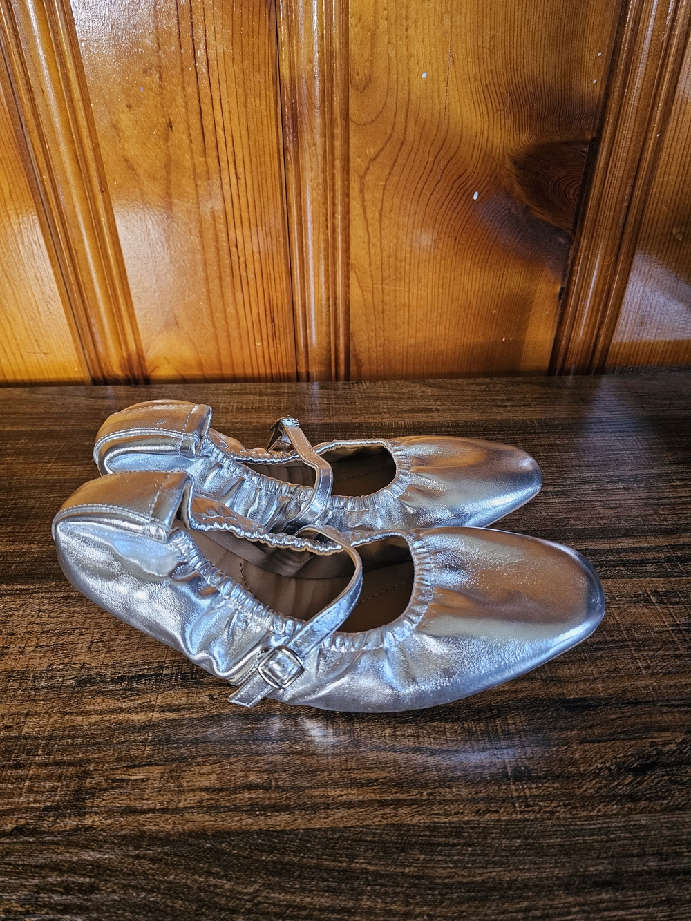 Dream Pairs Metallic Silver Mary Jane Flats